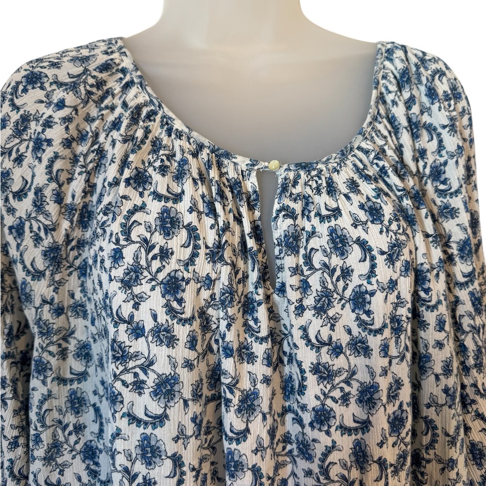 Chaps White and Blue Floral Boho Peasant Top   PLUS: 3X       #L - Picture 2 of 9